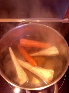añadimos las chirivias y las zanahorias